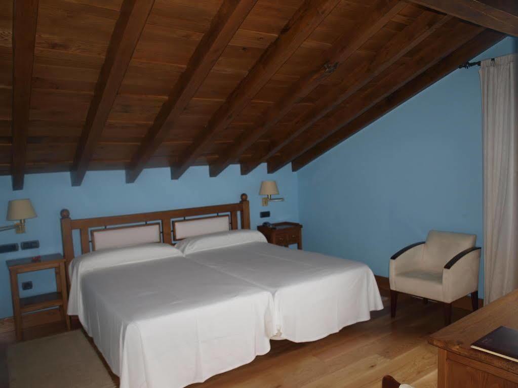 Hotel Don Silvio โคลอมเบรส ภายนอก รูปภาพ